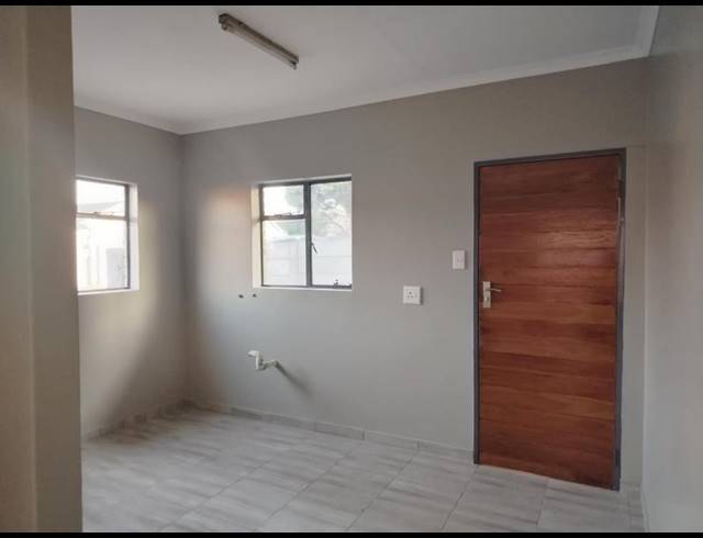 3 BEDROOM HOUSE FOR SALE IN IVY PARK